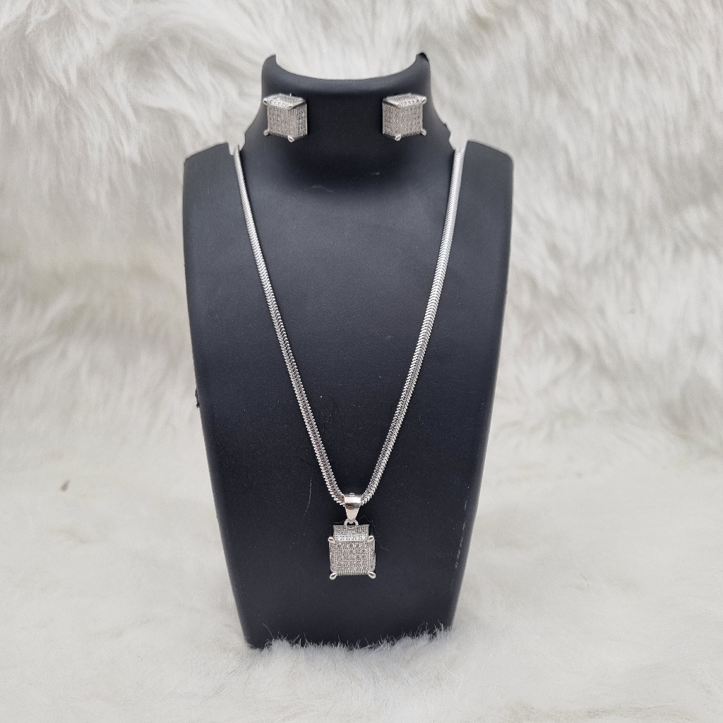 Cubic Silver Pendant Set